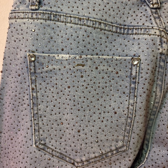 VBRT Jean - Picture 1 of 6